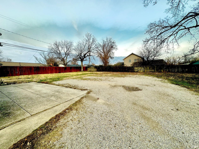 Listing Image 32