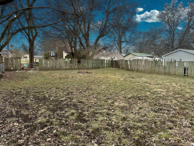 Listing Image 6