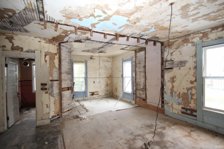 Listing Image 19