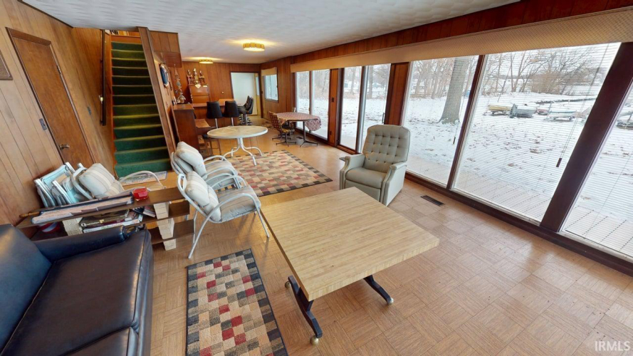 Listing Image 30