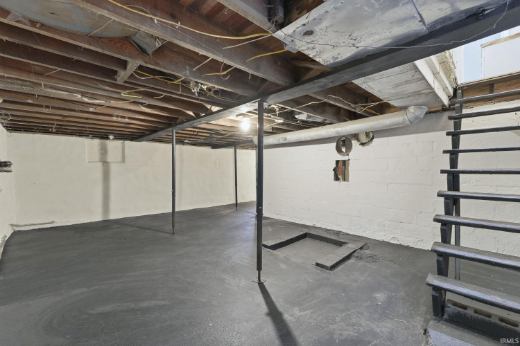 Listing Image 26