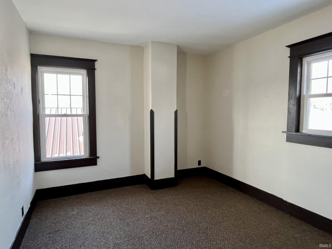 Listing Image 26