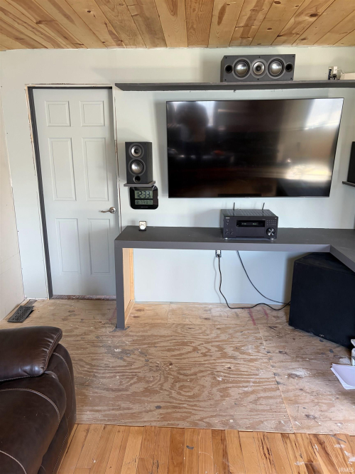 Listing Image 17