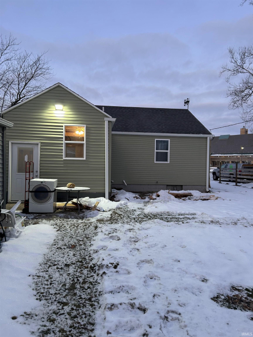 Listing Image 3