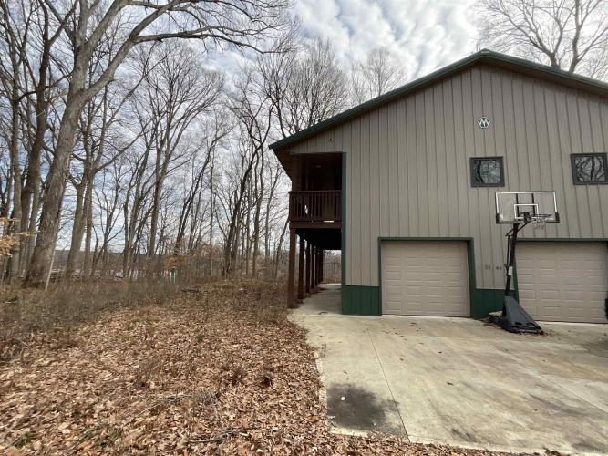 Listing Image 8