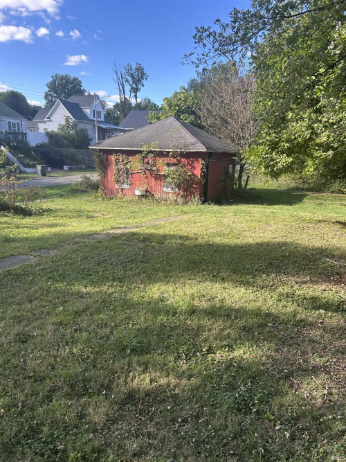 Listing Image 3