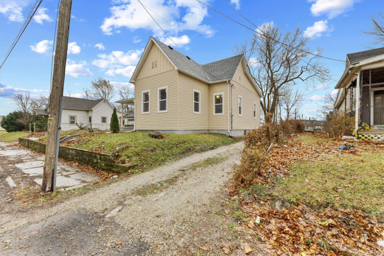 Listing Image 36