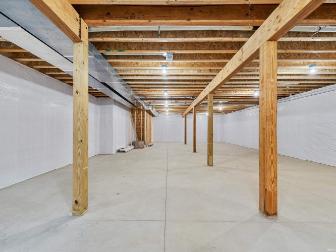 Listing Image 33