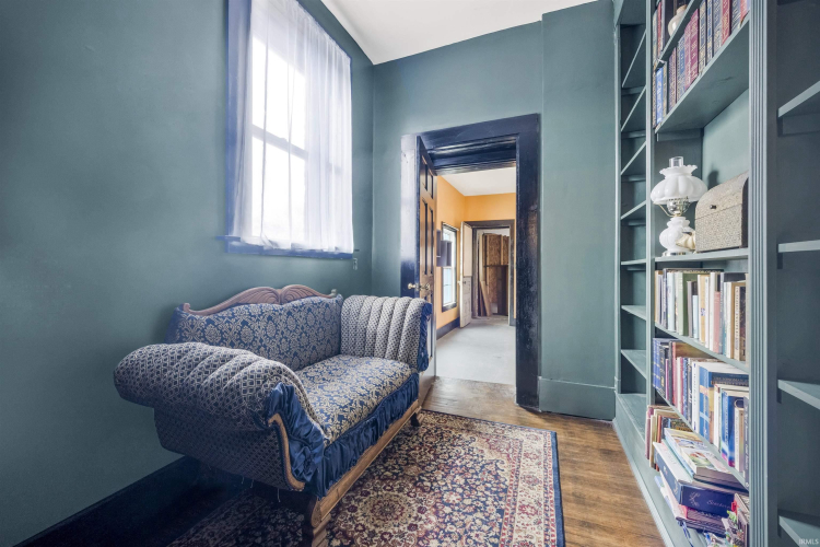 Listing Image 22