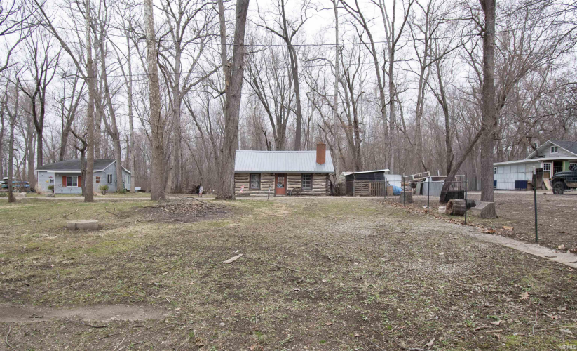 Listing Image 4