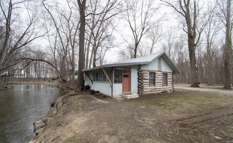Listing Image 8