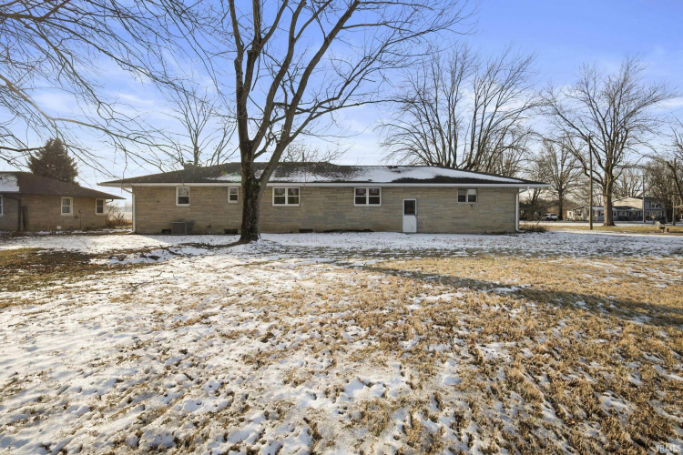 Listing Image 17