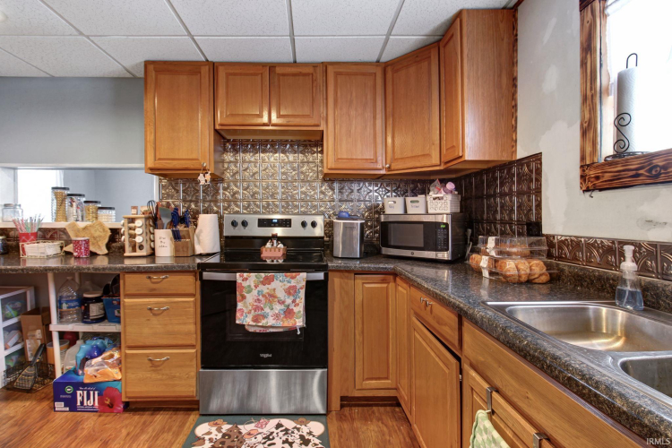 Listing Image 13