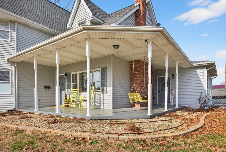 Listing Image 3