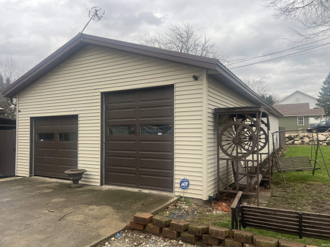 Listing Image 13