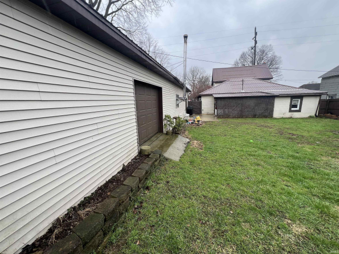 Listing Image 17