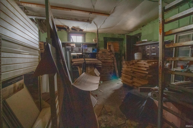 Listing Image 15