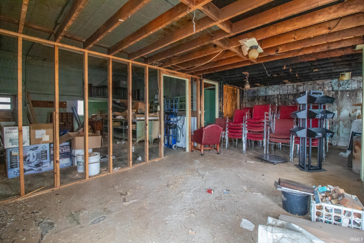 Listing Image 9
