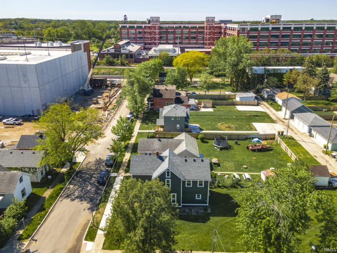 Listing Image 9