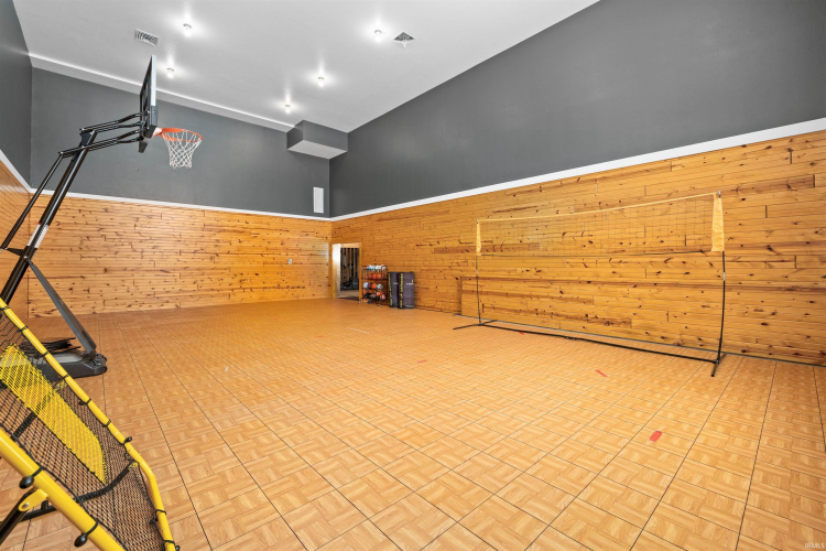 Listing Image 33