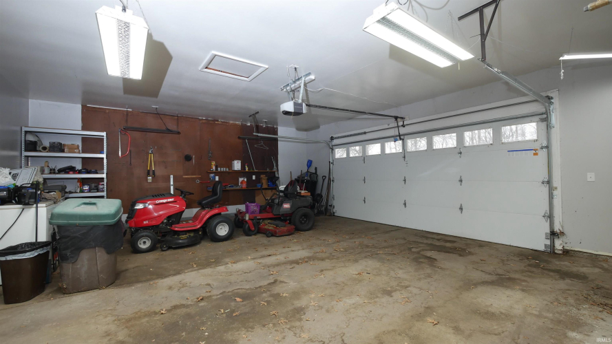 Listing Image 28