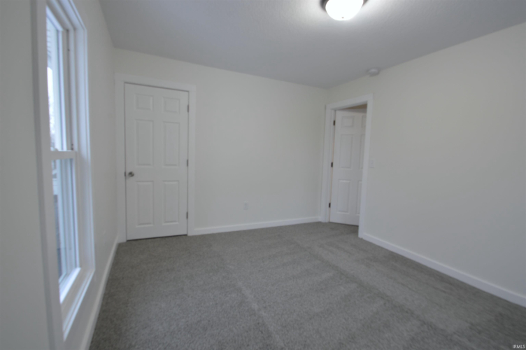 Listing Image 26