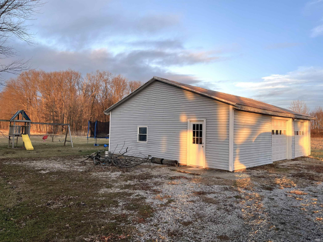 Listing Image 27