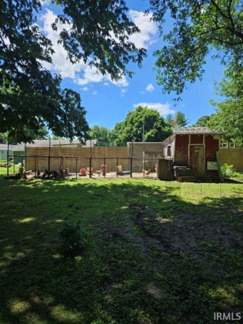 Listing Image 22