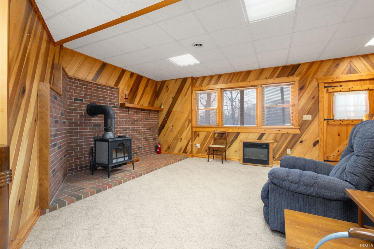 Listing Image 18