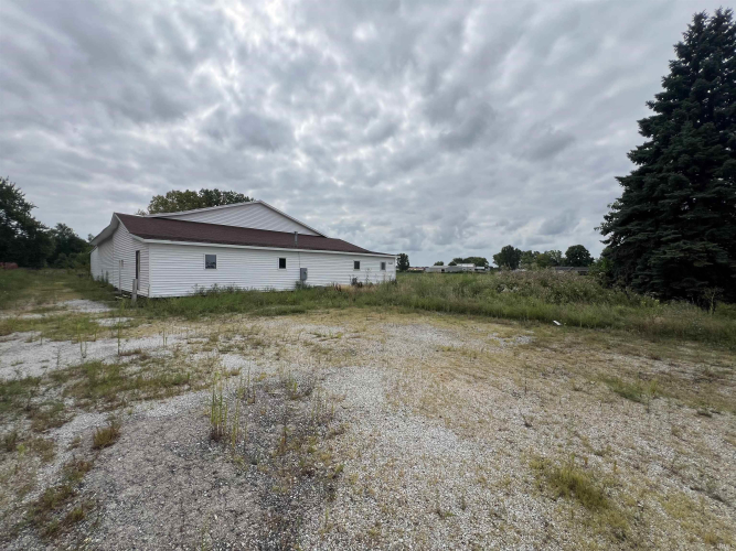 Listing Image 8