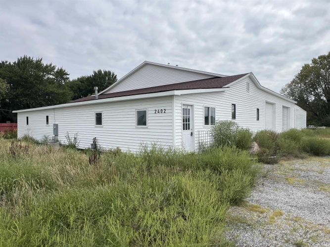 Listing Image 9