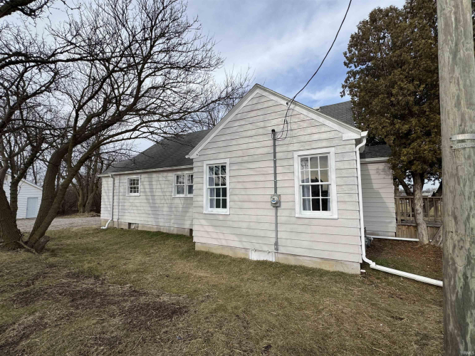 Listing Image 27