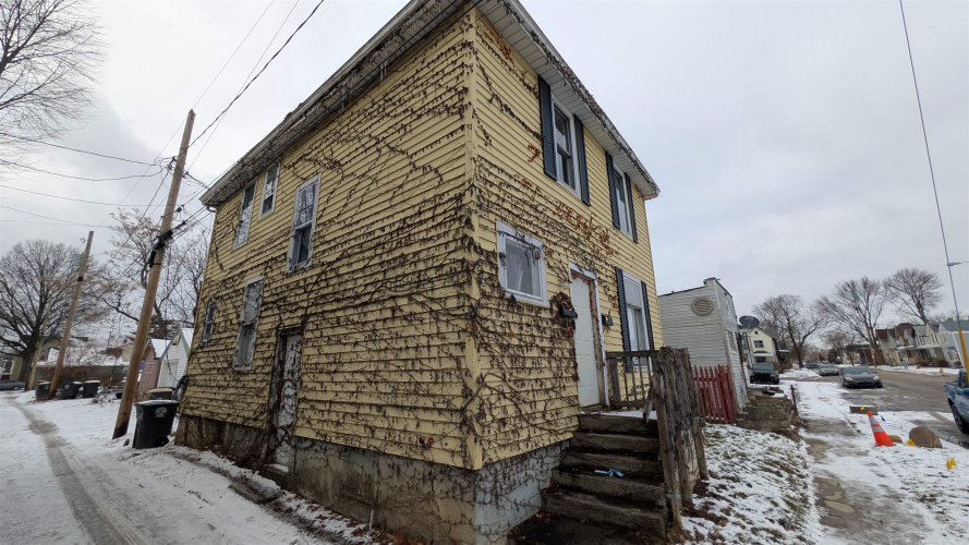Listing Image 2