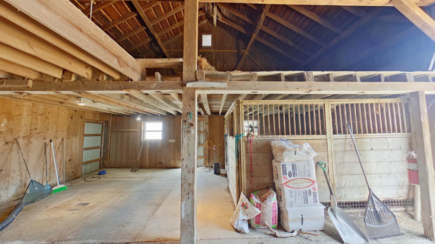 Listing Image 28