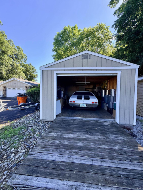Listing Image 22