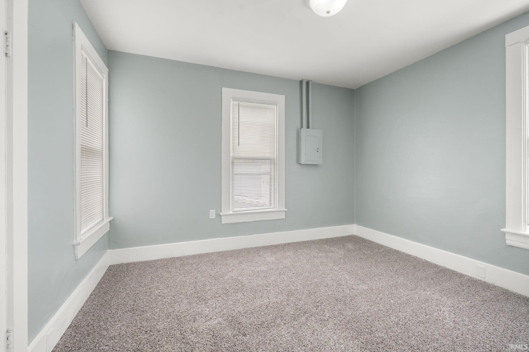 Listing Image 25