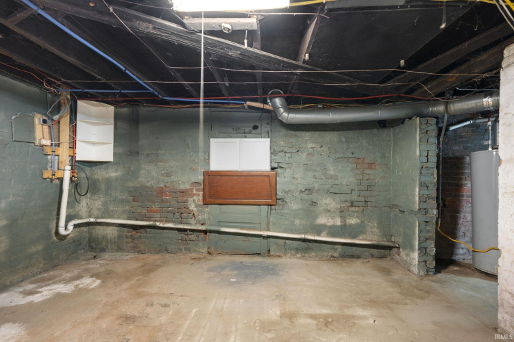 Listing Image 28