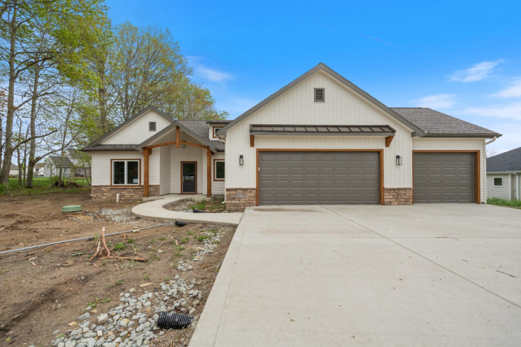 Listing Image 32