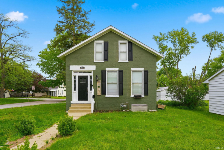 Listing Image 3