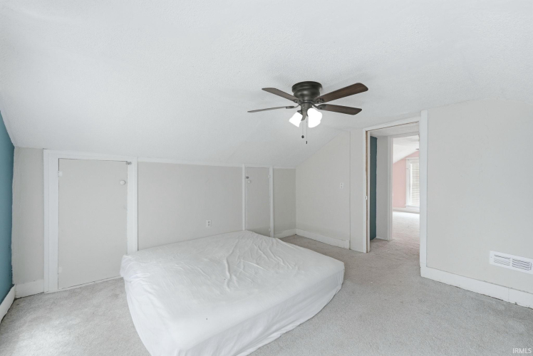 Listing Image 24
