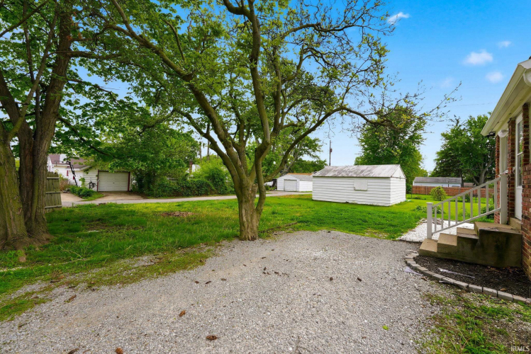 Listing Image 34