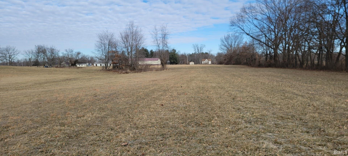 Listing Image 11
