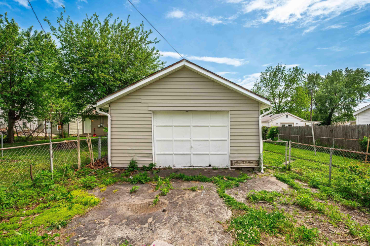 Listing Image 35