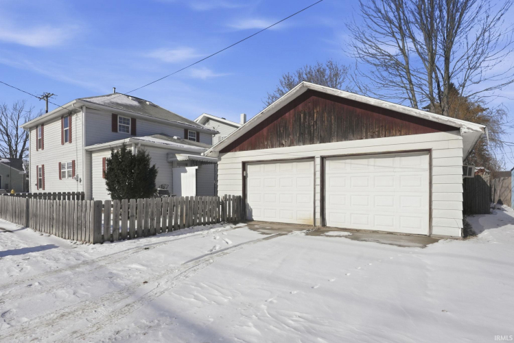 Listing Image 36