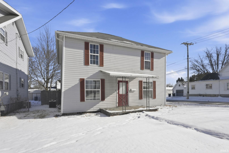 Listing Image 6