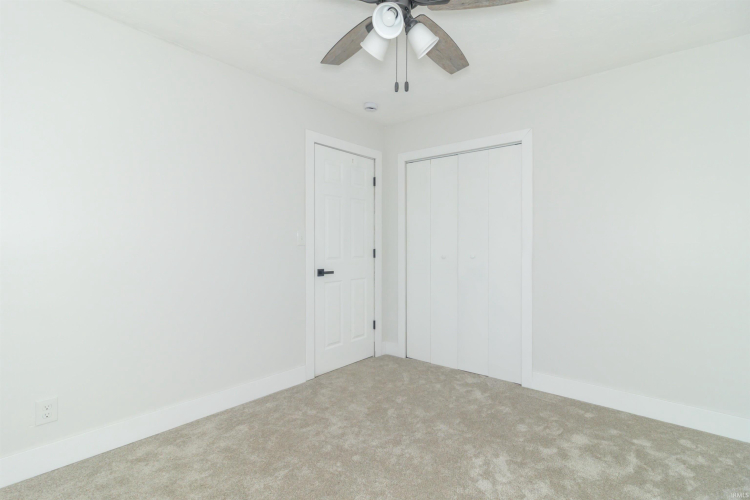 Listing Image 26