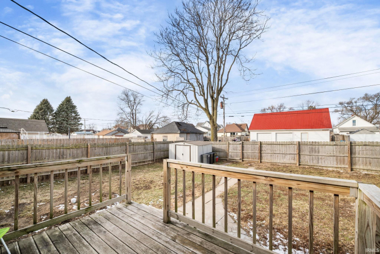 Listing Image 12