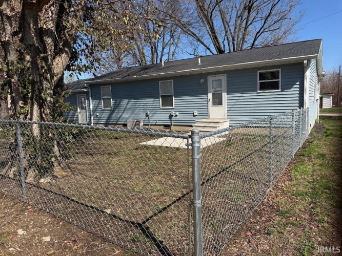 Listing Image 8
