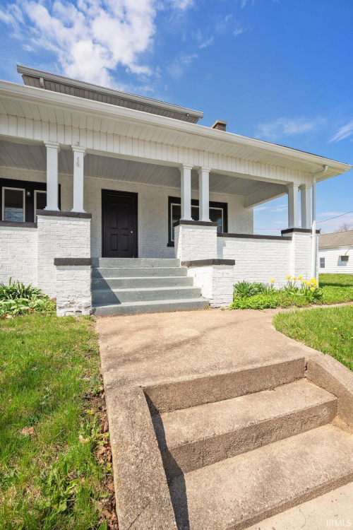 Listing Image 3