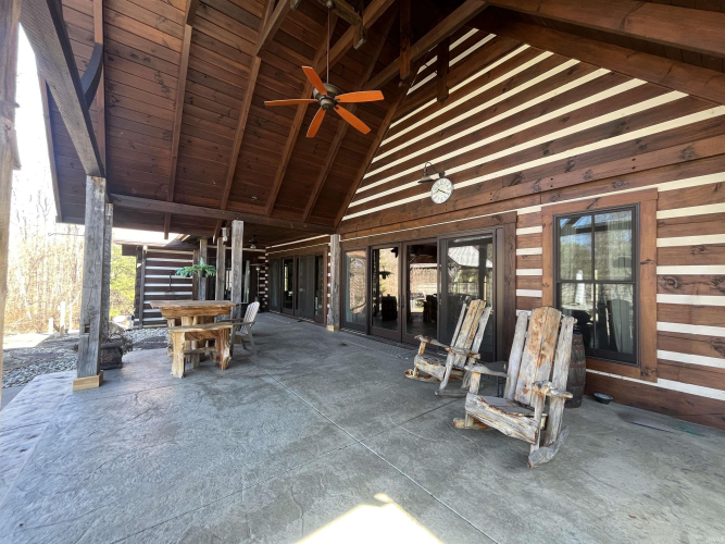 Listing Image 33